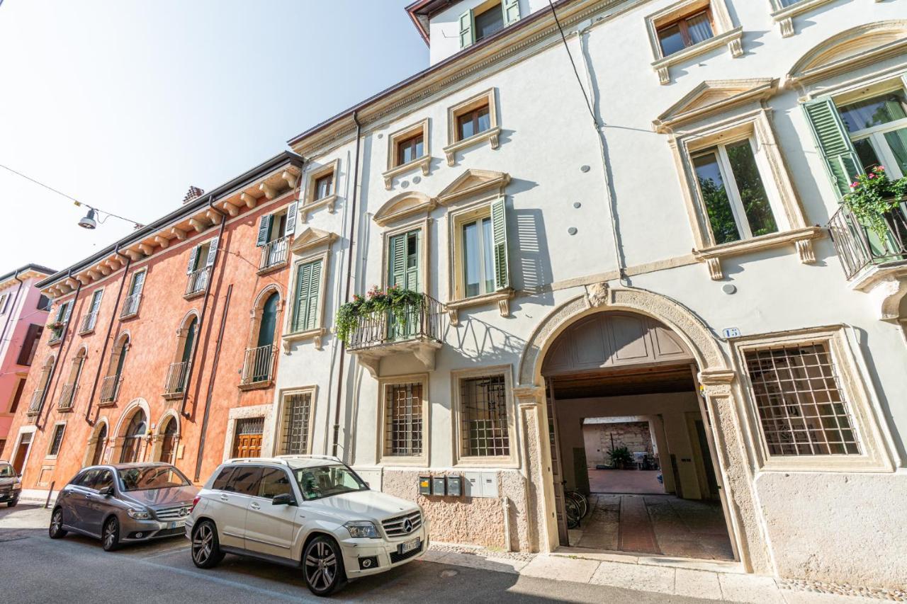 Domus Verona - Residenza Merici Exteriér fotografie